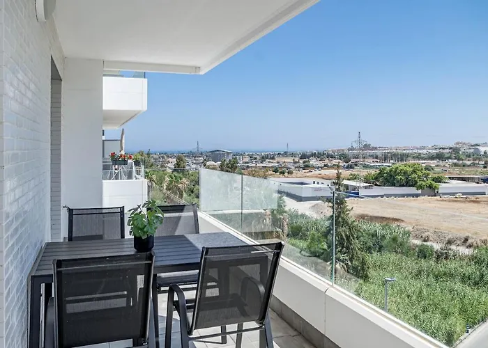 Jg5.4a- Modern With Views ماربيا